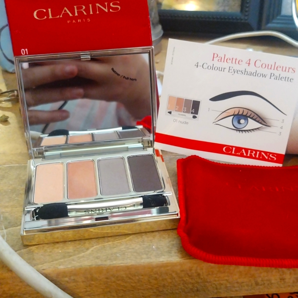 3/$20 NIB Clarins Paris 4 Colour Eyeshadow Palette